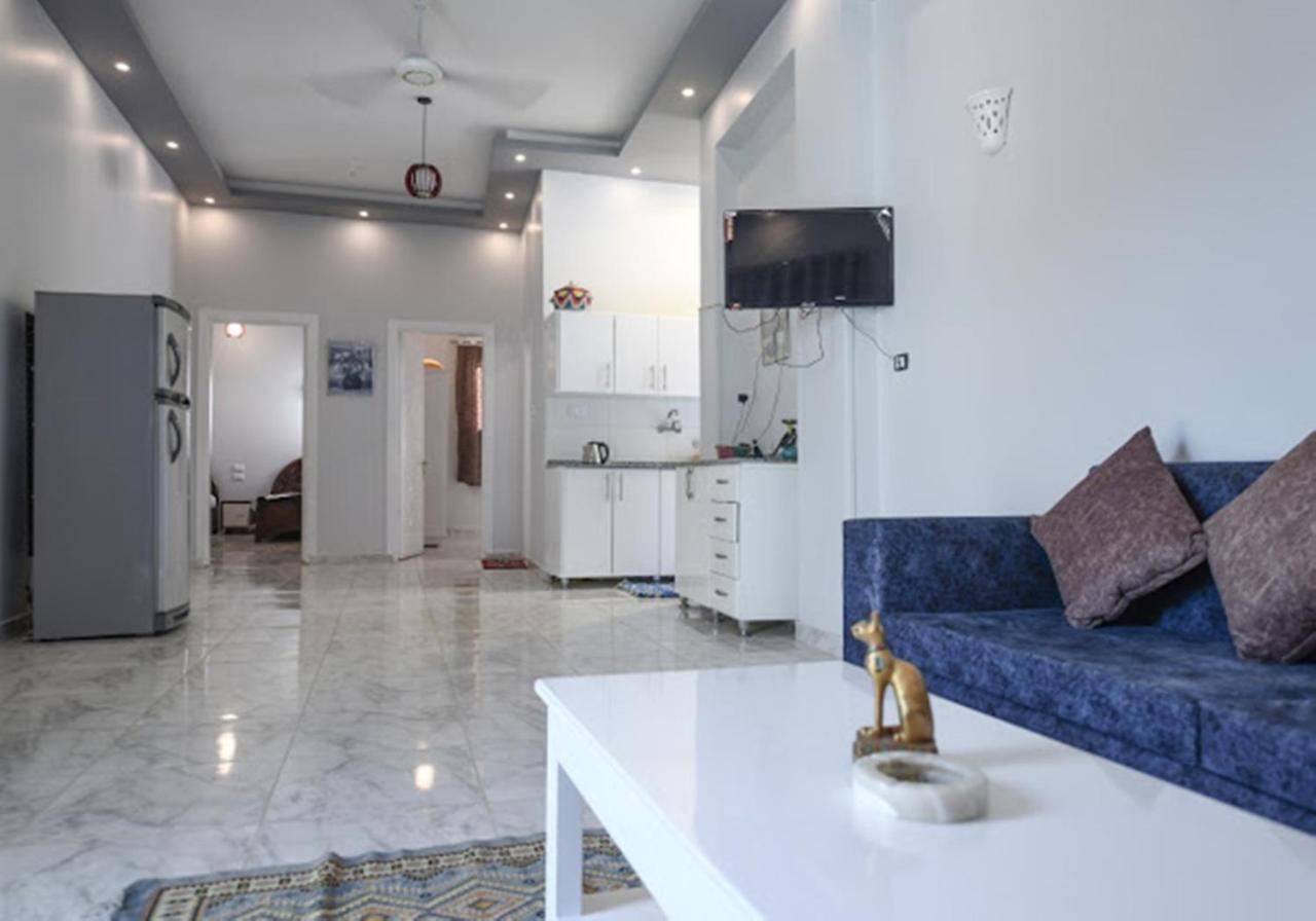Nefertarie Guest House Luxor Exterior photo